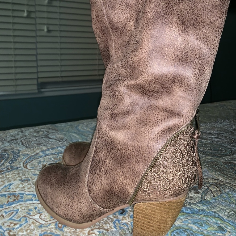 SUPER SEXY BOOTS!!!